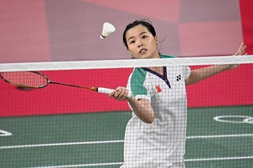 Hôm nay Thùy Linh gặp tay vợt số 1 thế giới