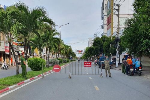 Bạc Liêu: Hạn chế người dân ra đường sau 18 giờ
