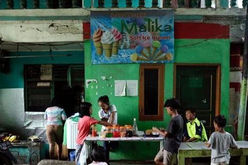 Hệ thống y tế quá tải, hàng trăm trẻ em Indonesia tử vong vì COVID-19