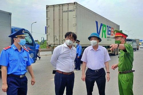'Luồng xanh' vận tải được mở thêm trên đường vành đai 3