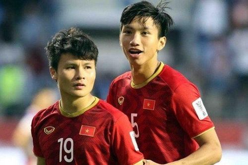 Văn Hậu được chuyên gia Nhật Bản ngợi khen đặc biệt