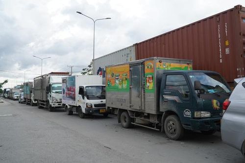 Nhiều xe chạy trên 'luồng xanh' không đúng mục đích, sai hành trình