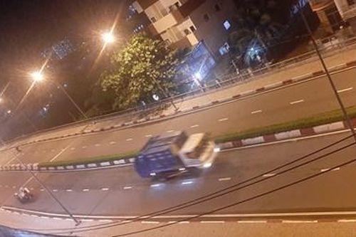 Từ ngày 26/7, người dân TP HCM không ra đường sau 18h