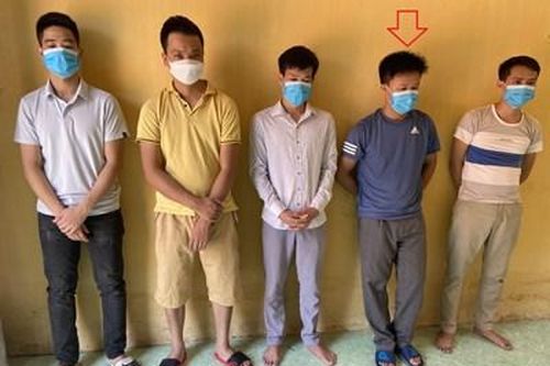 Bắt giữ ổ nhóm 16 đối tượng móc ngoặc, trộm cắp tài sản của công ty