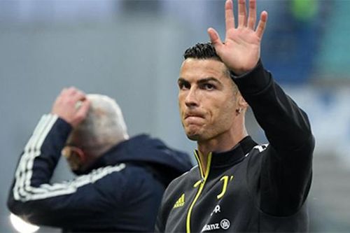 Ronaldo trở lại Juventus tập luyện với nhiều dấu hỏi