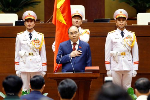 Chủ tịch nước Nguyễn Xuân Phúc tuyên thệ nhậm chức