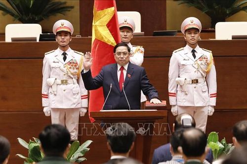 Bên lề Quốc hội: Phát huy tinh thần đổi mới, sáng tạo, hành động vì nhân dân