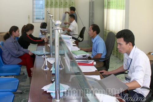 Điện Biên Đông xây dựng đội ngũ cán bộ cấp xã đáp ứng yêu cầu nhiệm vụ