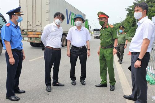 Tạo thuận lợi lưu thông phương tiện, hàng hóa giữa Thủ đô với các địa phương