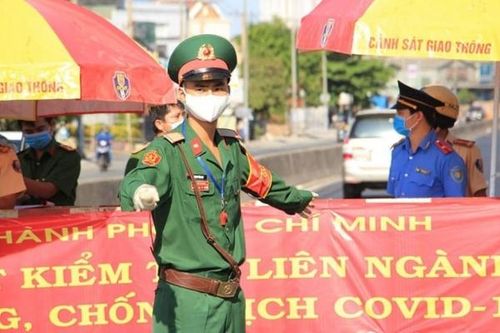 TP.HCM: Từ ngày 26/7 người dân không ra đường sau 18 giờ