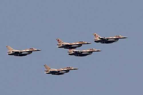 Dấu hiệu Israel có thể sắp tấn công trực diện vào tổ hợp S-300 của Syria