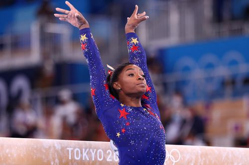 Ai cản được Simone Biles?