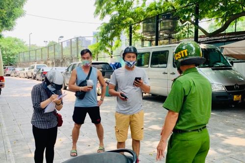 Quận Ba Đình: Xử phạt 68 trường hợp vi phạm phòng, chống dịch Covid-19
