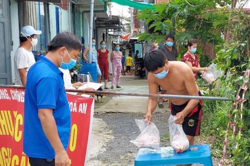 Một Chủ tịch phường ở Đồng Nai bị cho thôi chức vì không làm tốt việc phòng, chống dịch Covid-19