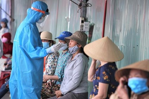 Đà Nẵng: Đóng cửa chợ Cẩm Lệ, xét nghiệm 600 tiểu thương do phát hiện chuỗi lây nhiễm mới