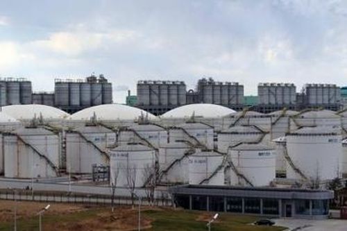 Một công ty lọc dầu Trung Quốc bị nghi ngờ trốn thuế tới 2 tỷ USD