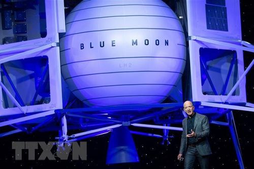 Jeff Bezos quyết giành hợp đồng chế tạo tàu đổ bộ Mặt Trăng cho NASA