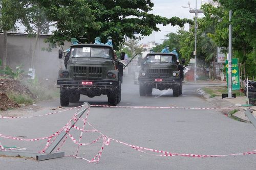 Cần Thơ di dời 2 điểm bán hàng để triển khai bệnh viện dã chiến