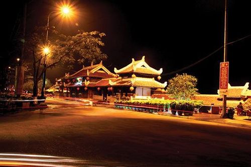 Lễ hội nhằm tôn vinh giá trị của hòa bình, độc lập, thống nhất