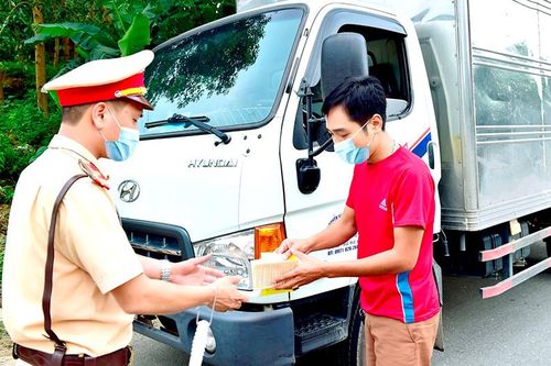 Điều kiện được cấp thẻ nhận diện phương tiện hoạt động trên 'luồng xanh' vận tải