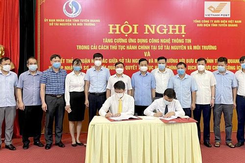 Tăng cường ứng dụng công nghệ thông tin trong cải cách thủ tục hành chính