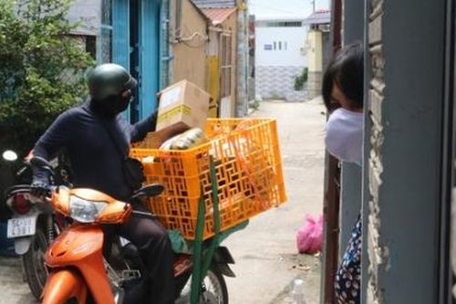 Hà Nội: Lập danh sách 700 shipper