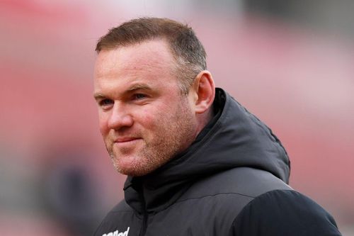 Rooney có thể mất việc