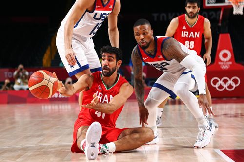 Tuyển bóng rổ Mỹ đè bẹp Iran với cách biệt 54 điểm