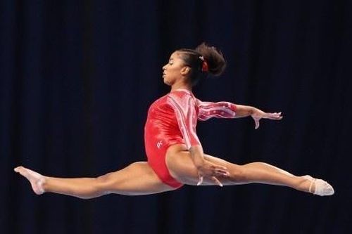 Có con gái thi đấu Olympic, nữ phạm nhân Mỹ được lùi ngày vào tù