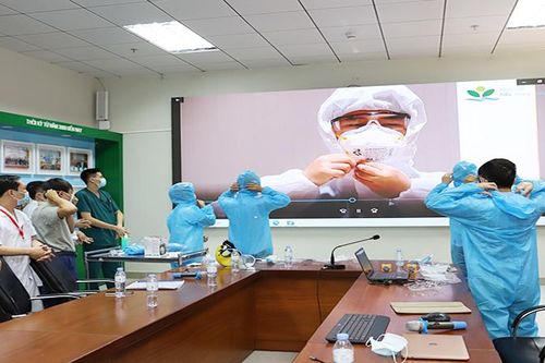 Thầy thuốc 'nam tiến' hỗ trợ chống Covid-19