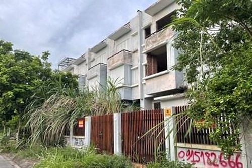 Thu thuế biệt thự bỏ hoang: Tránh lãng phí và ngăn chặn đầu cơ