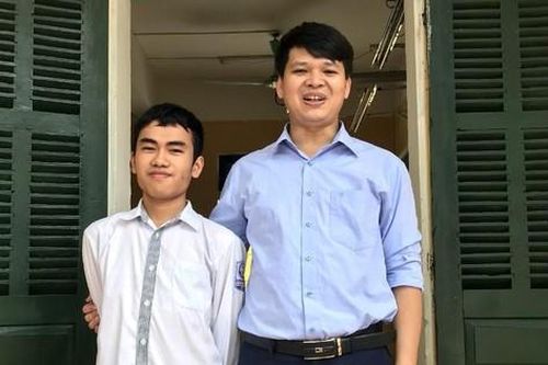 Thủ khoa khối A Vĩnh Phúc: Hoàn cảnh khó khăn không thể cản bước đam mê