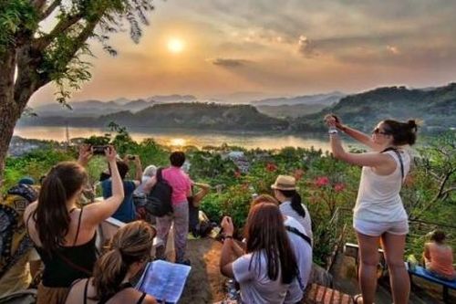 Lào chuẩn bị mở cửa trở lại ngành du lịch trong điều kiện 'bình thường mới'