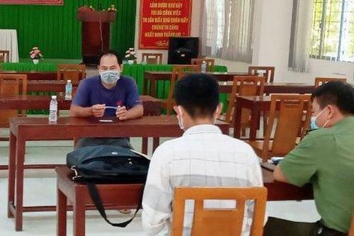 Tung tin sai về thức ăn trong khu cách ly, người đàn ông bị phạt tiền triệu