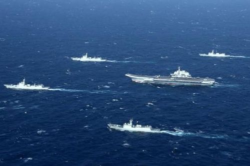 Nhóm Tàu Sân bay HMS Queen Elizabeth của Anh thực hiện tập trận tự do hàng hải ở Biển Đông