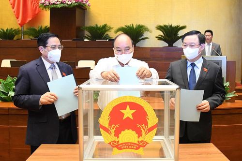 Phê chuẩn, bổ nhiệm bốn Thẩm phán Tòa án nhân dân tối cao