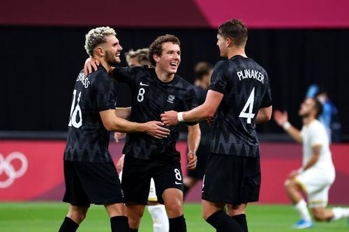 New Zealand loại Romania, vào tứ kết bóng đá nam Olympic
