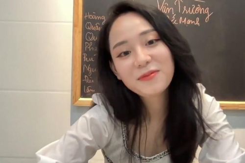 Cô giáo Minh Thu khiến nhiều người 'ngỡ ngàng' khi bị rò rỉ ảnh từ thời học sinh