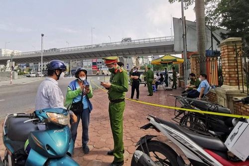 Hà Nội: Chỉ trong 1 ngày, xử phạt hơn 1,6 tỷ đồng vi phạm giãn cách xã hội