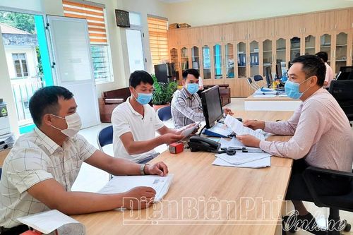Hỗ trợ vay vốn lãi suất 0% để trả lương ngừng việc