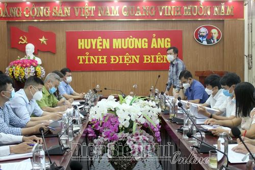 Kiểm tra công tác giao đất, giao rừng tại huyện Mường Ảng và thị xã Mường Lay