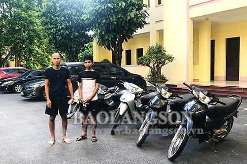 Bắt giữ 2 đối tượng thực hiện 11 vụ trộm cắp xe mô tôTin khácPhát huy vai trò công tác tuyên giáo, tạo đồng thuận xã hôịSáng mãi truyền thống 'uống nước nhớ nguồn'