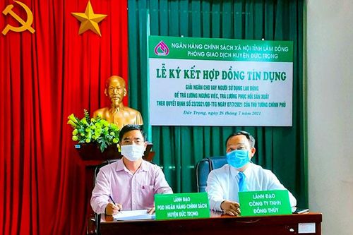 Khách hàng đầu tiên được giải ngân cho vay theo Nghị quyết 68