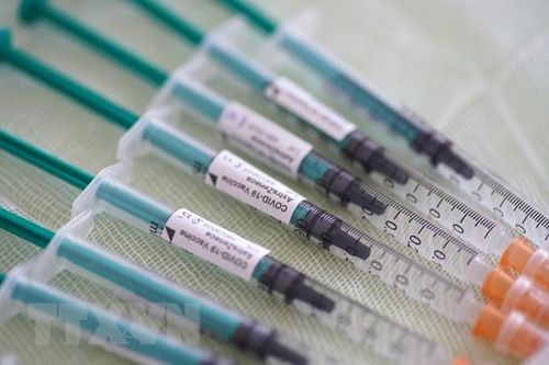 Tiêm lần lượt vaccine của AstraZeneca và Pfizer nâng cao kháng thể