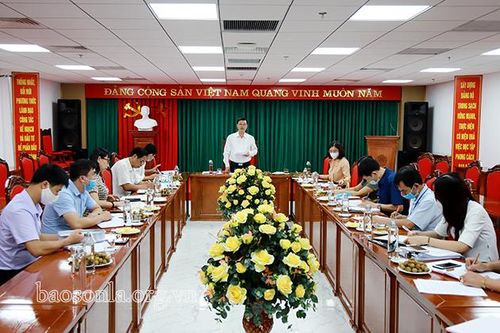 Tham mưu phát triển công nghiệp và hoàn thiện hệ thống điện nông thôn trên địa bàn tỉnh