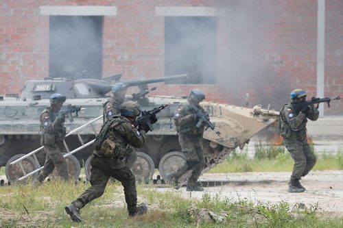 Ukraine tổ chức tập trận quân sự rầm rộ với Mỹ, Ba Lan, Litva