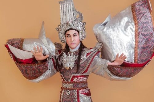 Kim Tử Long: Từng có nghìn cây vàng, 3 cuộc hôn nhân và tuổi xế chiều viên mãn