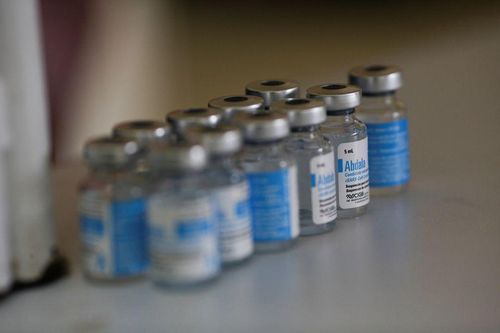 Iran sẽ sản xuất vaccine Soberana 2 của Cuba
