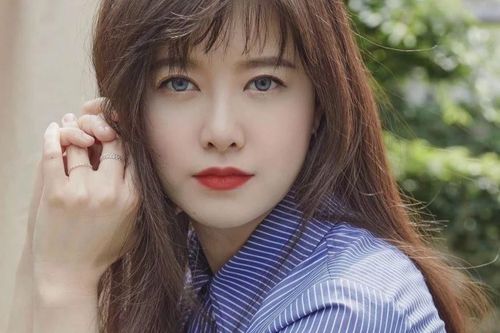 Goo Hye Sun xóa hết dấu vết đã ly hôn