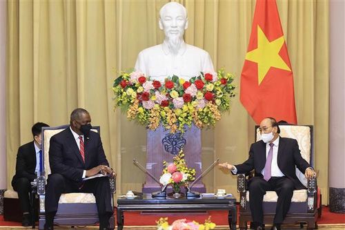 Chủ tịch nước tiếp bộ trưởng Quốc phòng Mỹ